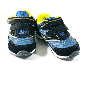 Smartfit Toddler Boys Sneakers size 5